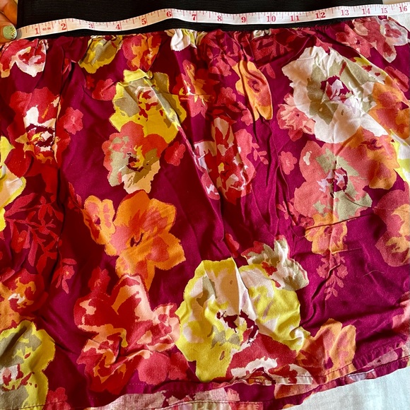 SO Multi Color Floral Elastic Waistband size Large Mini Skirt 100% Cotton - Picture 7 of 8
